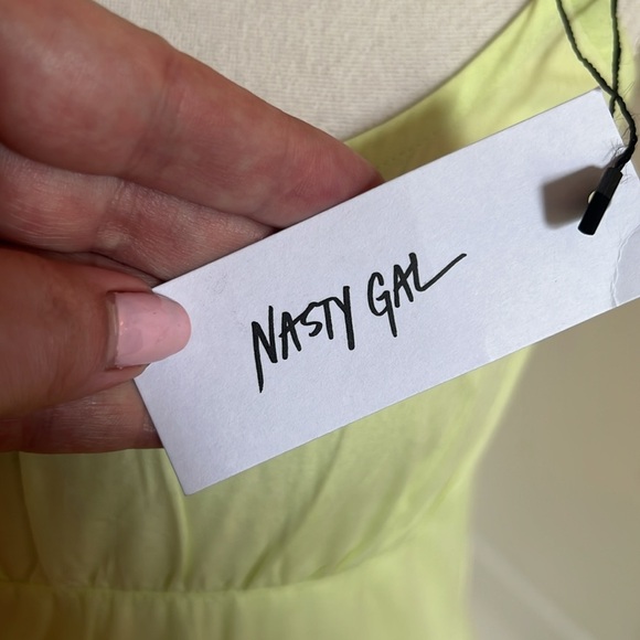 Nasty Gal Yellow/Green Spaghetti Strap Open Back Mini Cotton Sundress NWT - US 6 - Picture 5 of 12